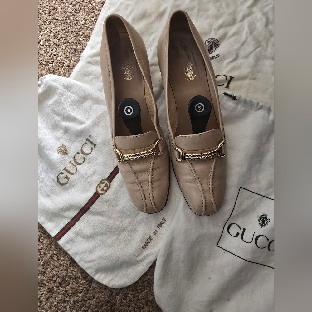 Gucci Vintage Women's Beige Loafers - Picture 8 of 8